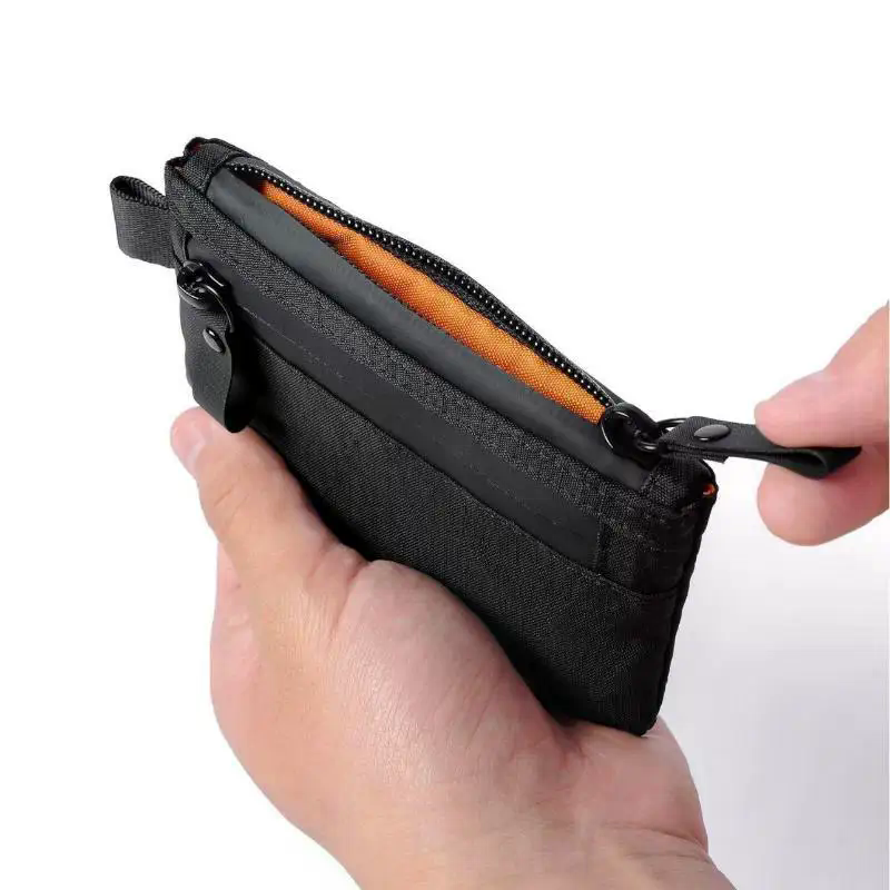 /HTF/防水コインパース RFIDクレジットカードホルダー - Multitool Credit Card のレビューと価格