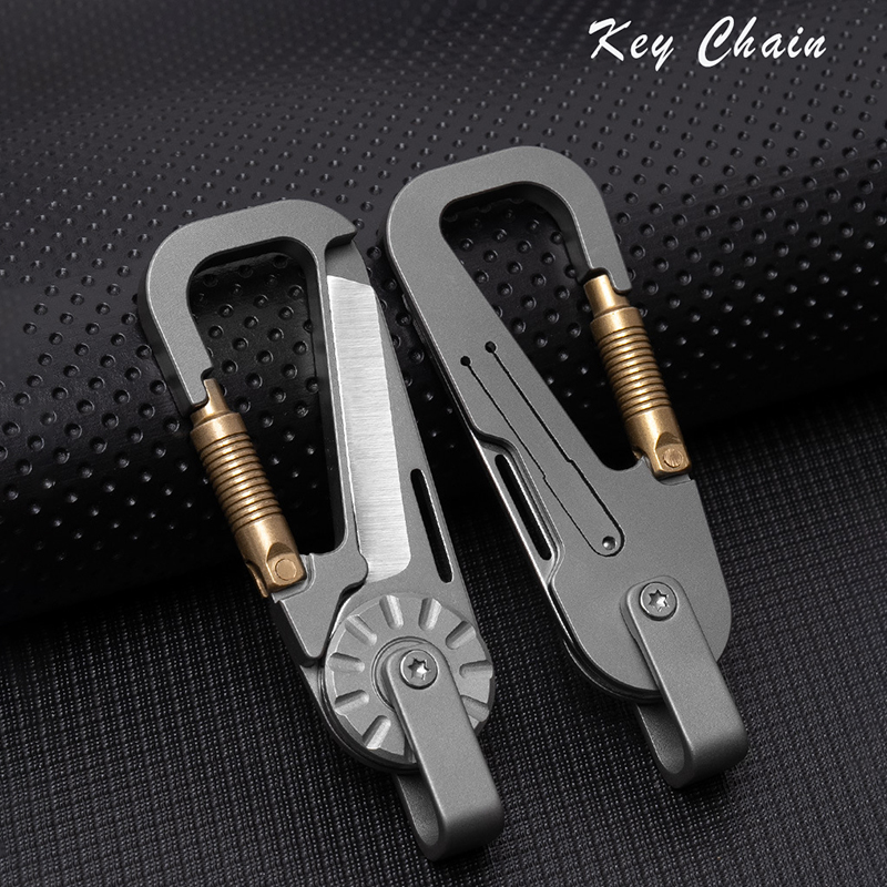 チタン合金 EDCキーホルダー 折りたたみナイフ付き - 車 - Edc Car Carry のレビューと価格